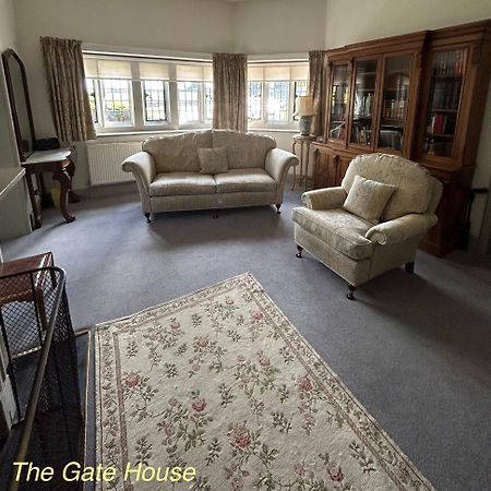 Thornton Manor - Holiday Cottages And Apartments Heswall Esterno foto