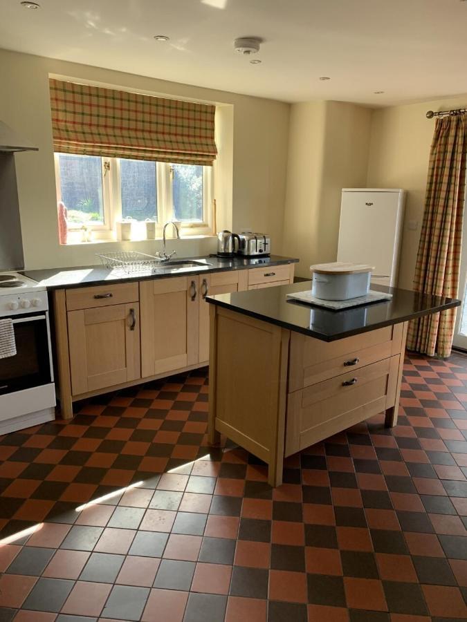 Thornton Manor - Holiday Cottages And Apartments Heswall Esterno foto